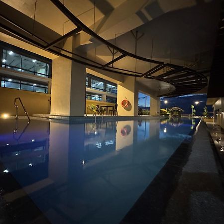 Grand Riviera Suites Manille Extérieur photo