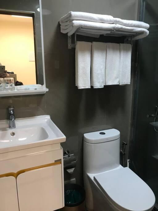 Grand Riviera Suites Manille Extérieur photo