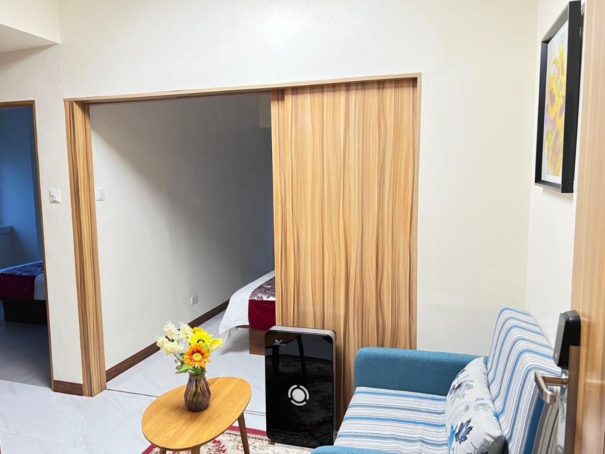 Grand Riviera Suites Manille Extérieur photo