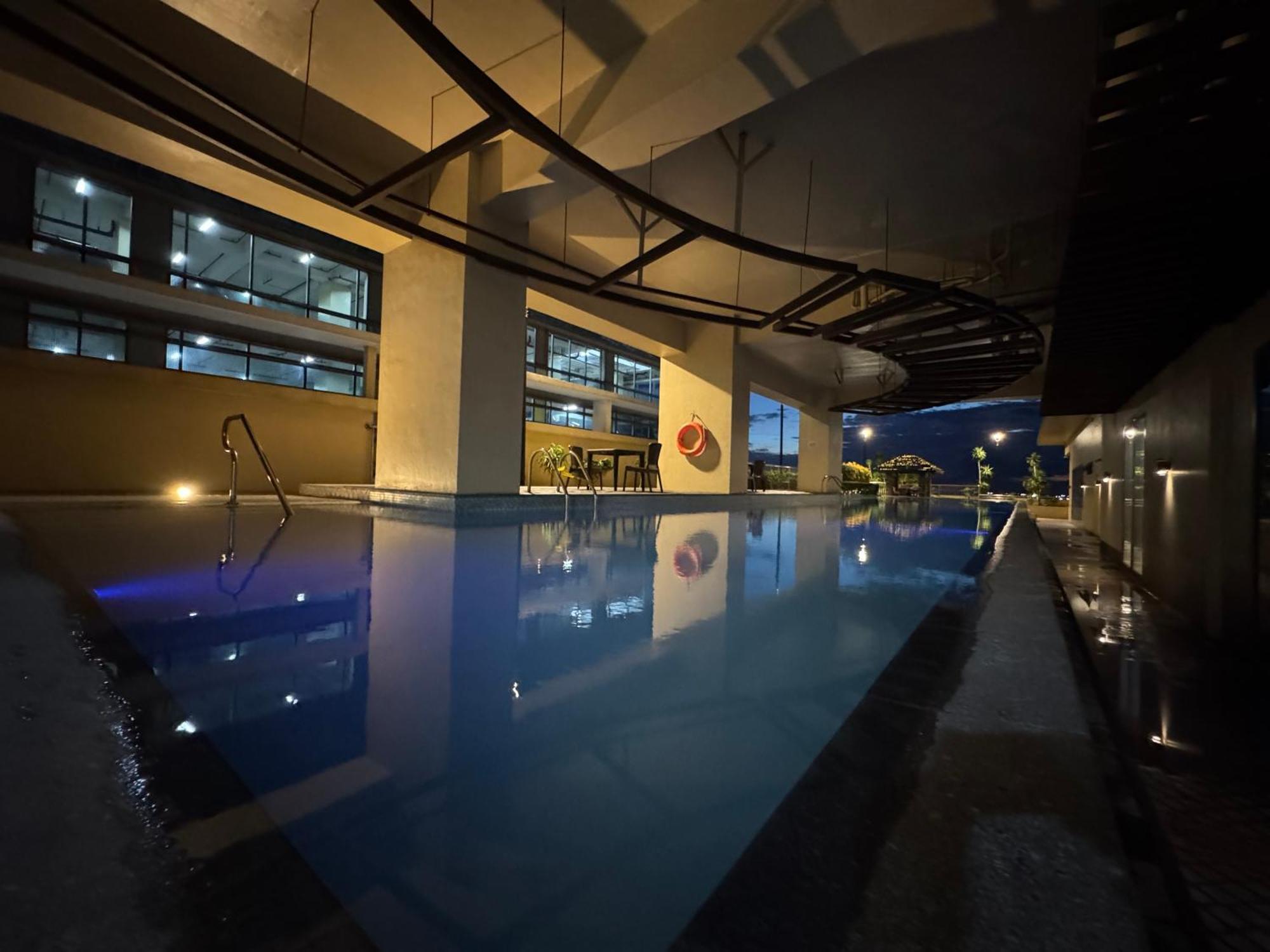 Grand Riviera Suites Manille Extérieur photo
