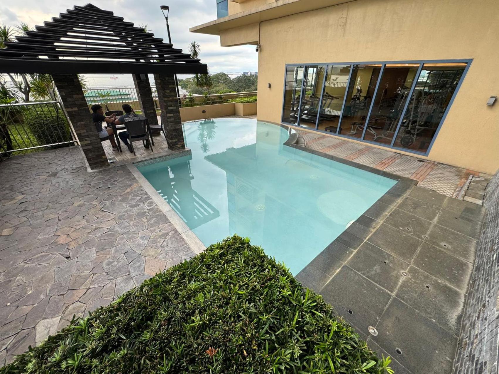 Grand Riviera Suites Manille Extérieur photo