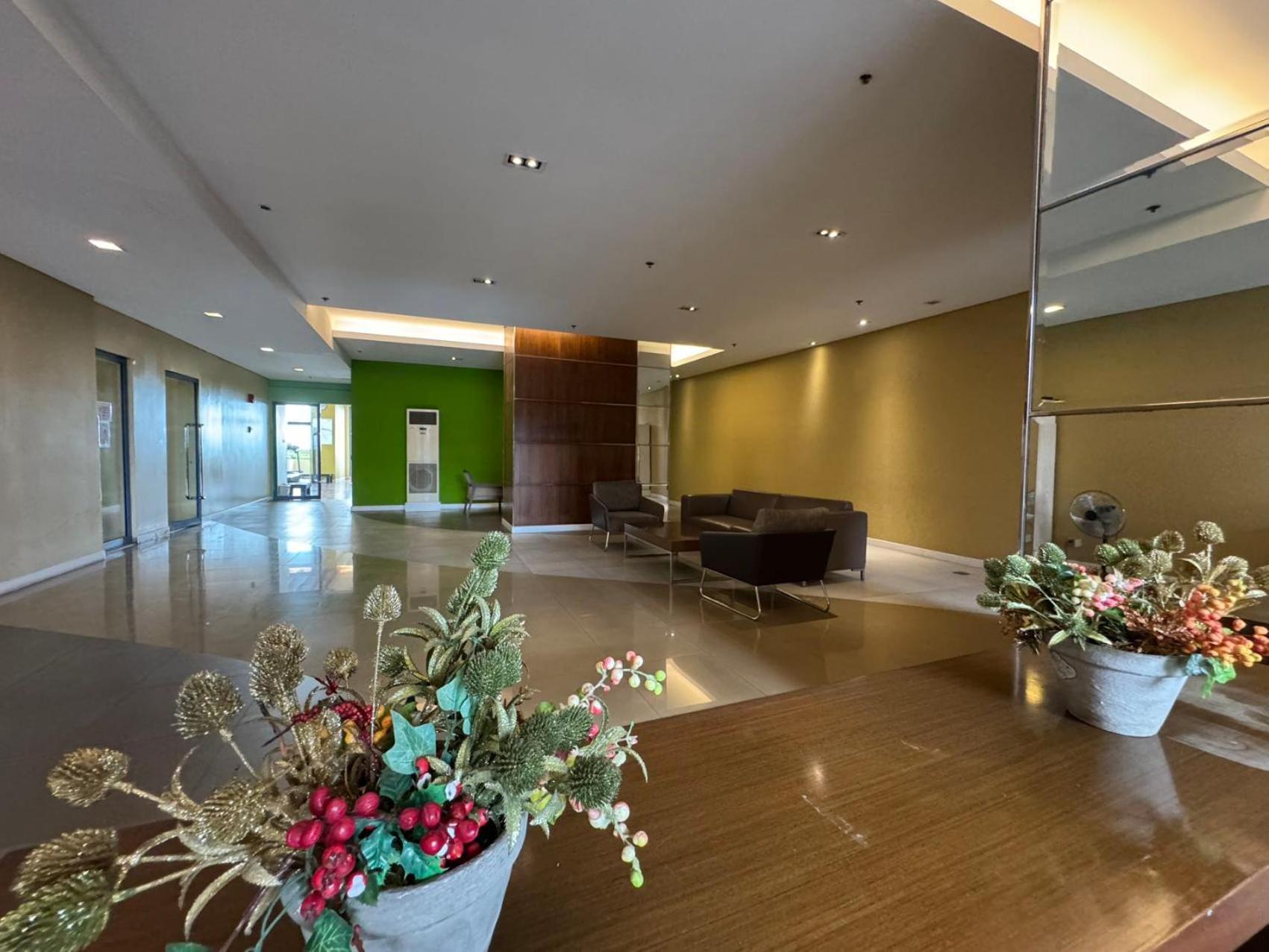 Grand Riviera Suites Manille Extérieur photo
